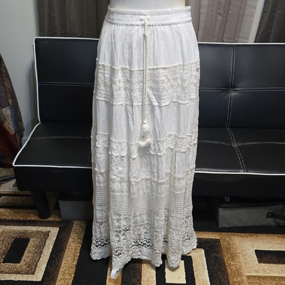 Magic White Lace Maxi Skirt - Picture 1 of 5